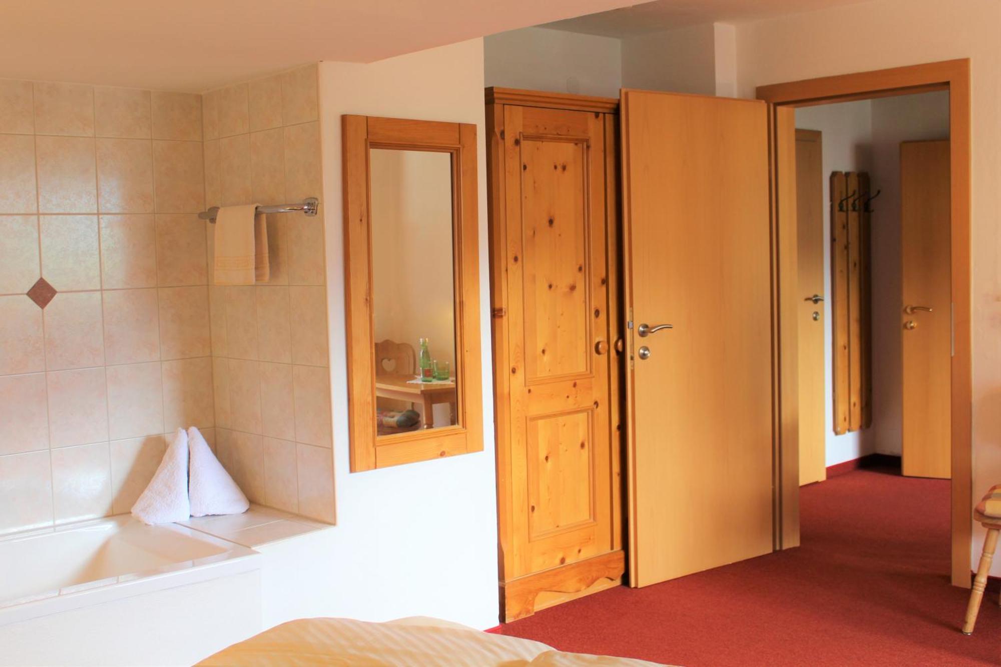 Hotel Feichter Зелль Номер фото